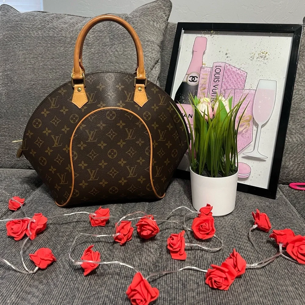 Louis Vuitton Brown and Tan Monogram Bag, Ellipse MM - Picture 1 of 11